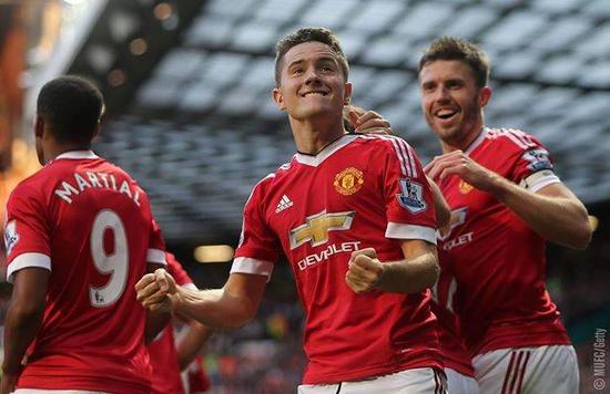 队一贯注重 队一贯注重